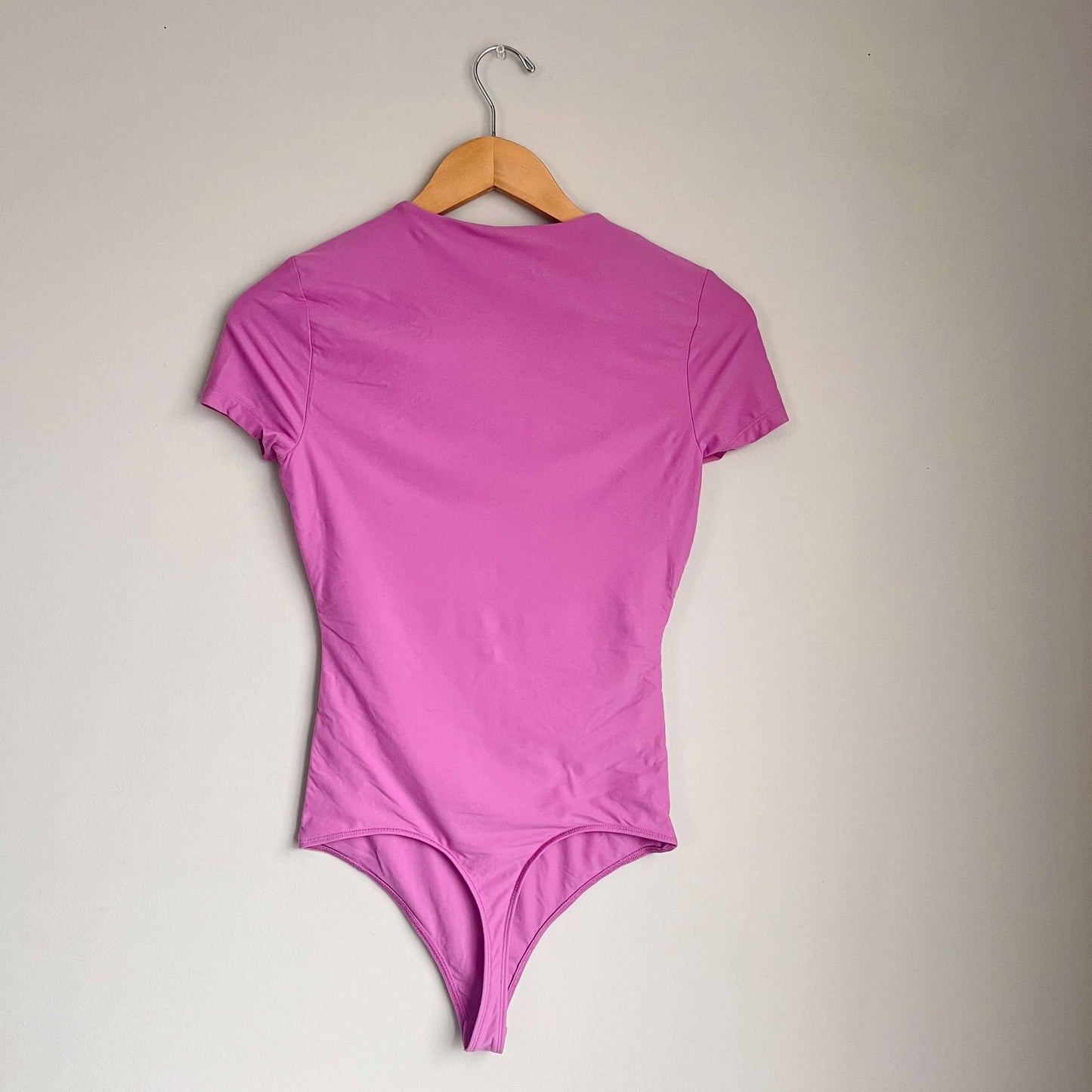 - Abercrombie & Fitch Soft Matte Seamless Tee Bodysuit (S)