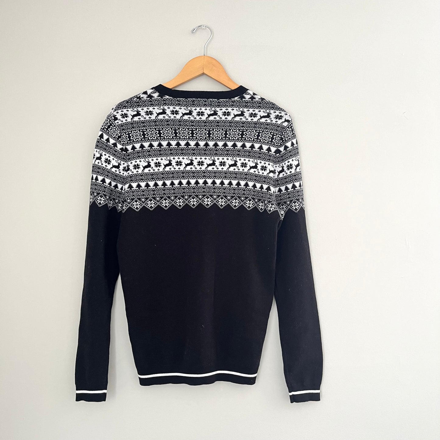 ASOS Design Knitted Fairisle Christmas Sweater (S)