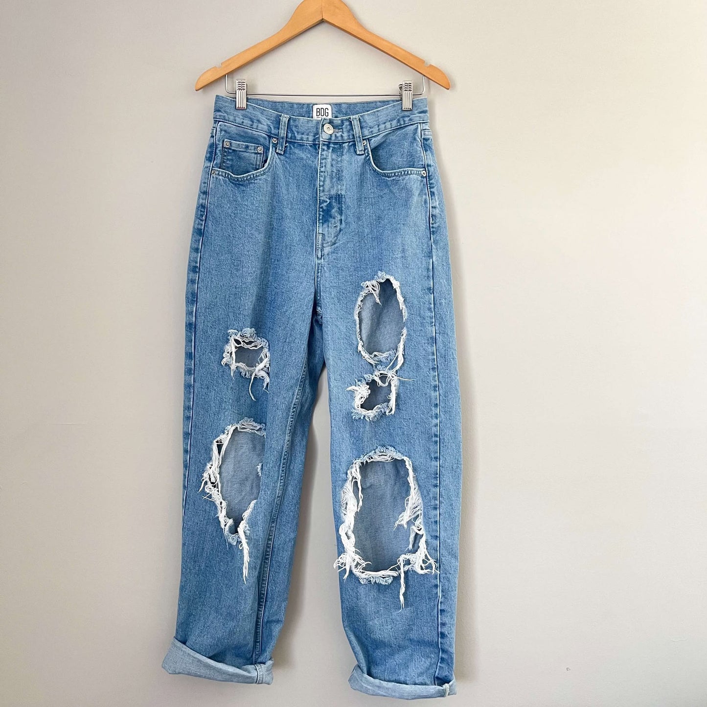 BDG High Rise Baggy Distressed Jeans Size 29W Medium Wash