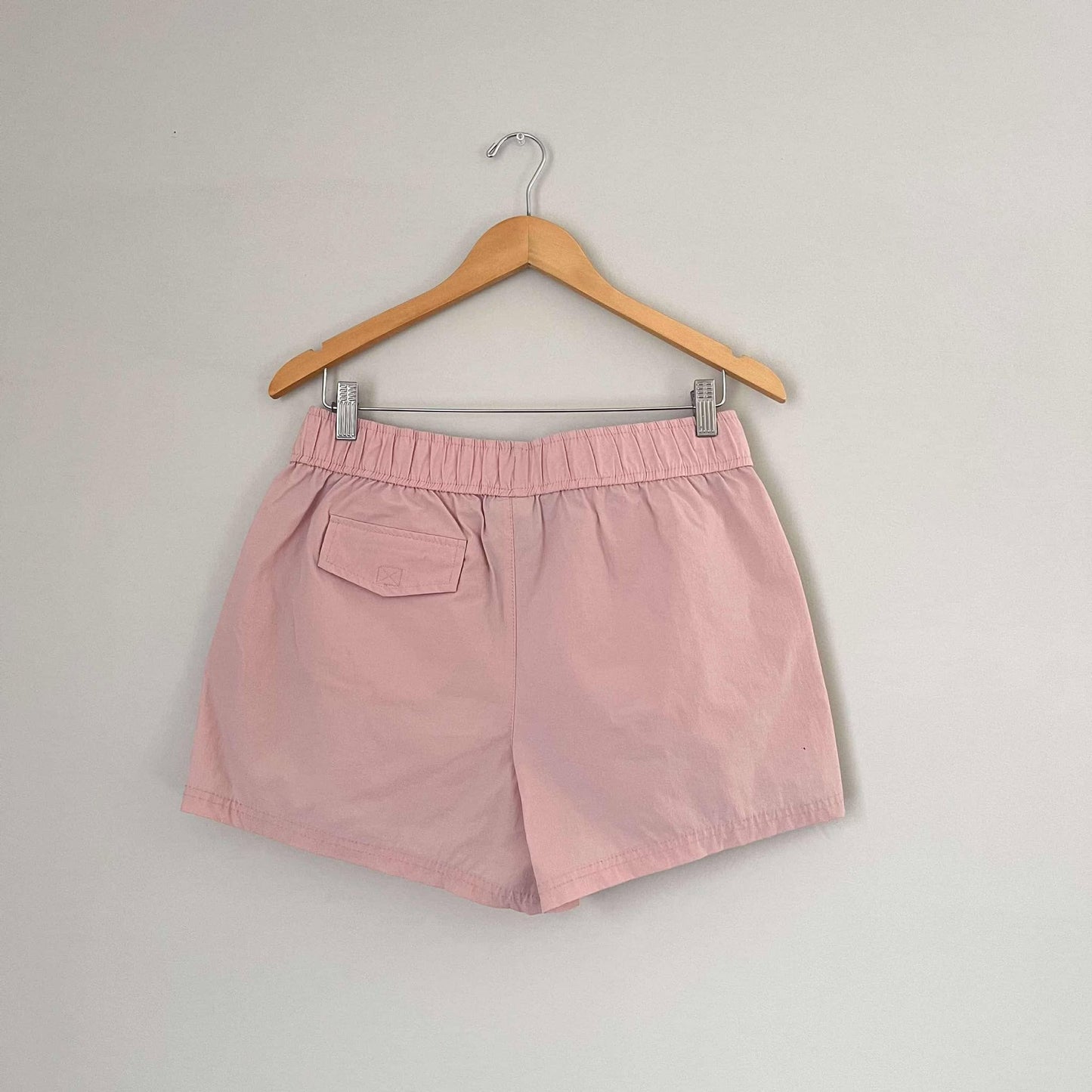 Avalanche Pink Shorts (M)