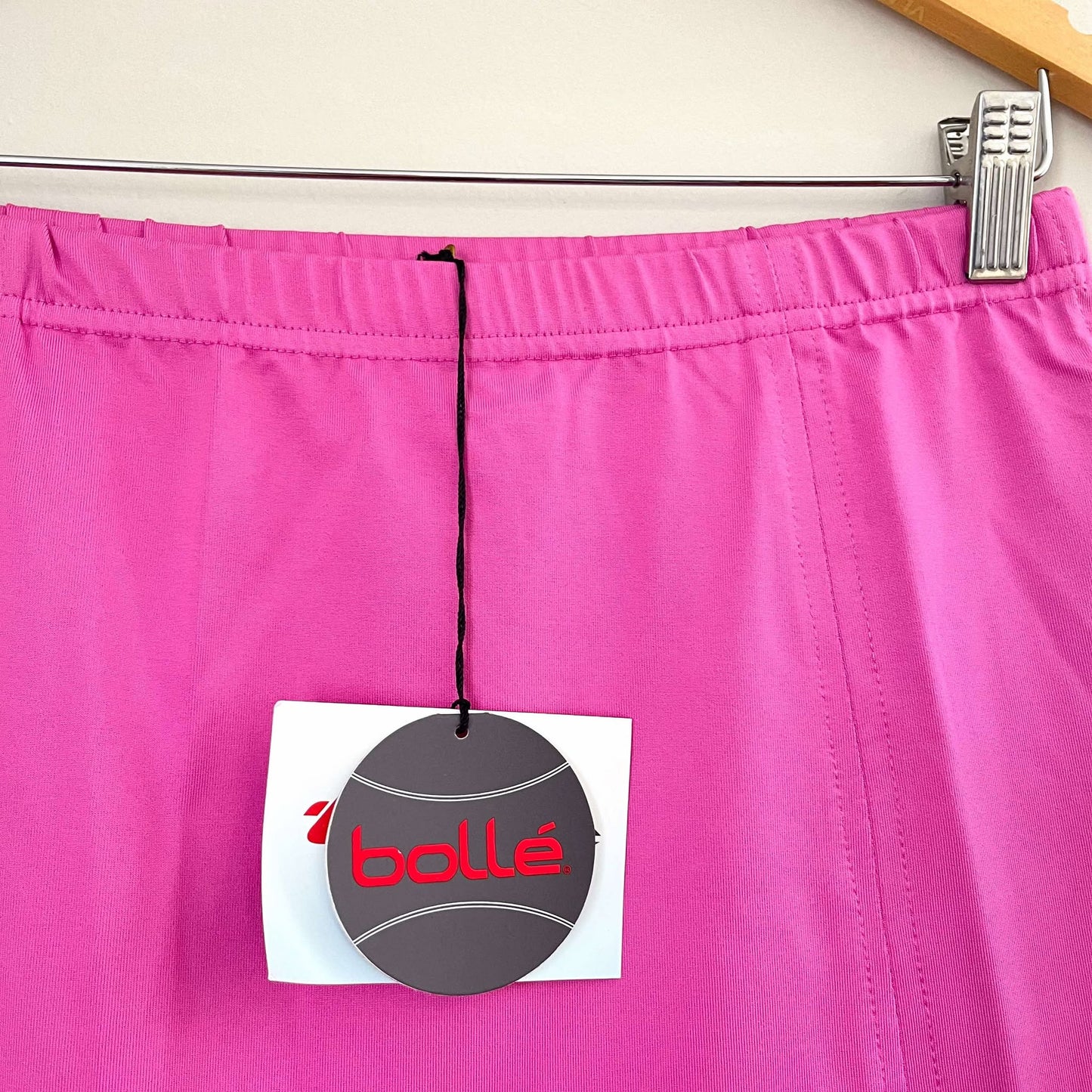 Bolle NWT Hot Pink Mini Skirt (M)