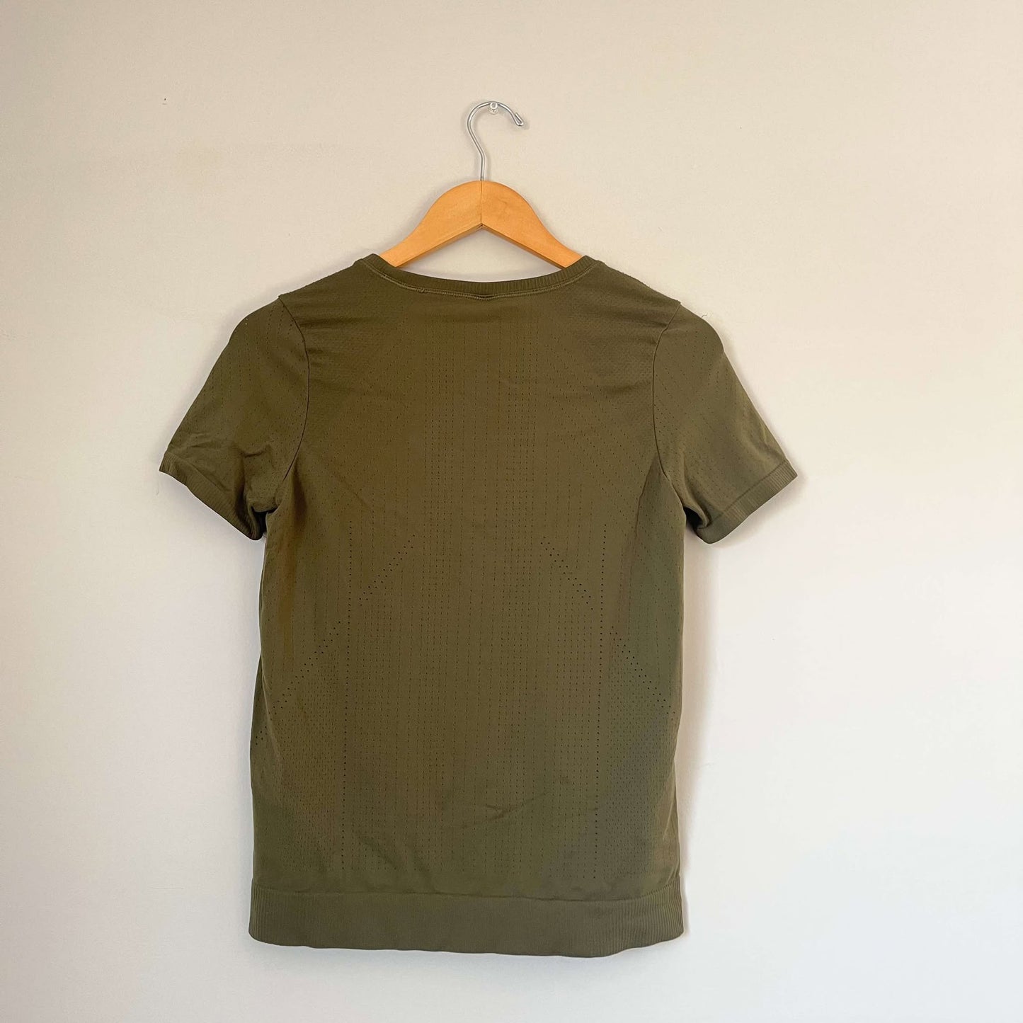 Athleta Green Seamless Short Sleeve Top (S)