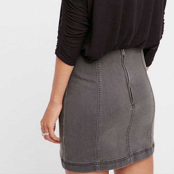 - Free People Modern Femme Gray Denim Mini Skirt Size 0