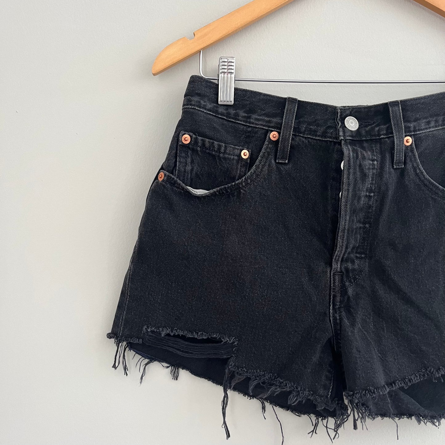 Levi’s 501 Black High Rise Cut Off Shorts (W27)