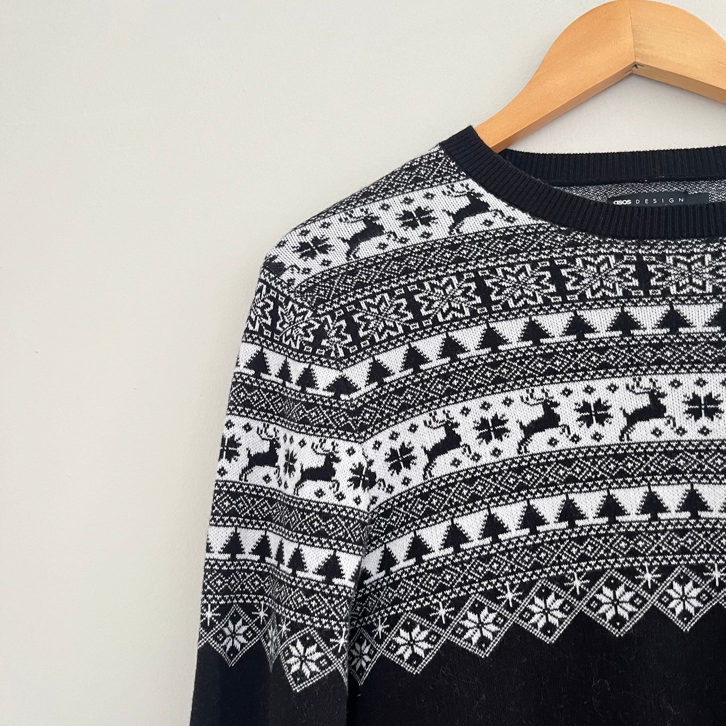 ASOS Design Knitted Fairisle Christmas Sweater (S)