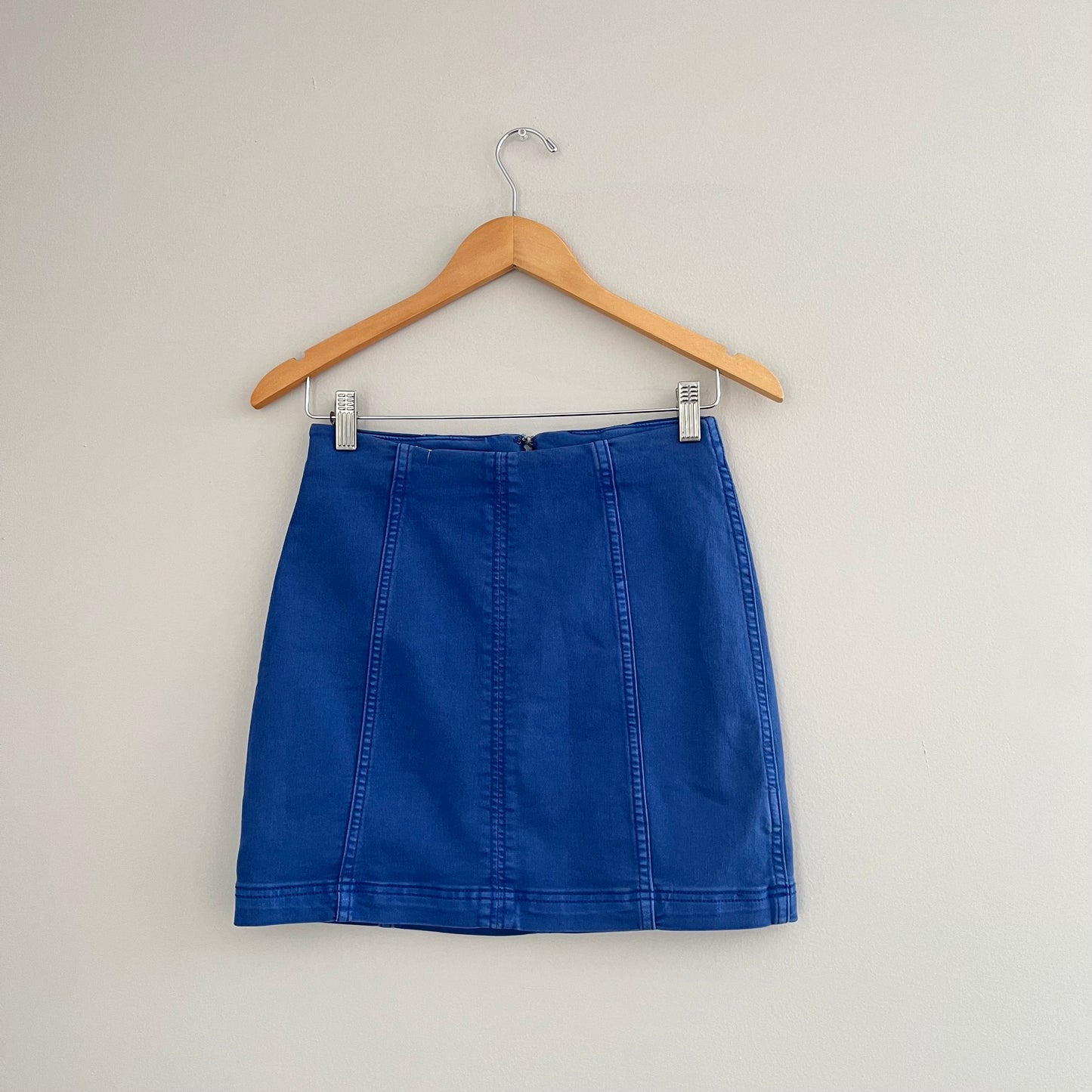 FREE PEOPLE Blue Modern Femme Mini Skirt Size 4